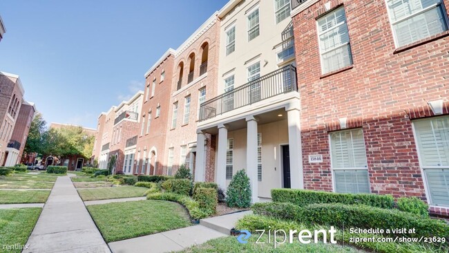 Building Photo - 2 br, 2.5 bath Townhome - 15846 Breedlove ...