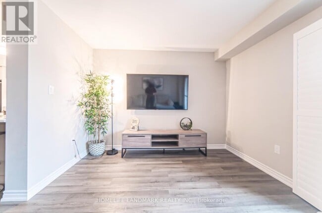 Building Photo - 875 Cactus Point