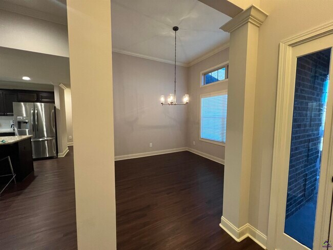 Foto del edificio - 122 Boundary Dr