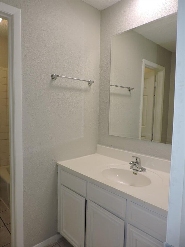 Foto del edificio - 8509 Fathom Cir