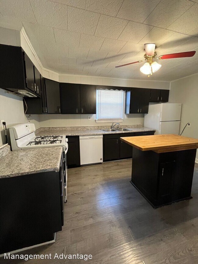 2 br, 1 bath House 100 S Wood Street House Rental in Brookston, IN