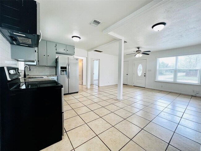 Foto del edificio - 728 Copeland St