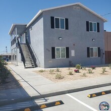 Building Photo - 172 W Alamo St
