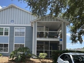 Building Photo - 2565 Grassy Point Dr