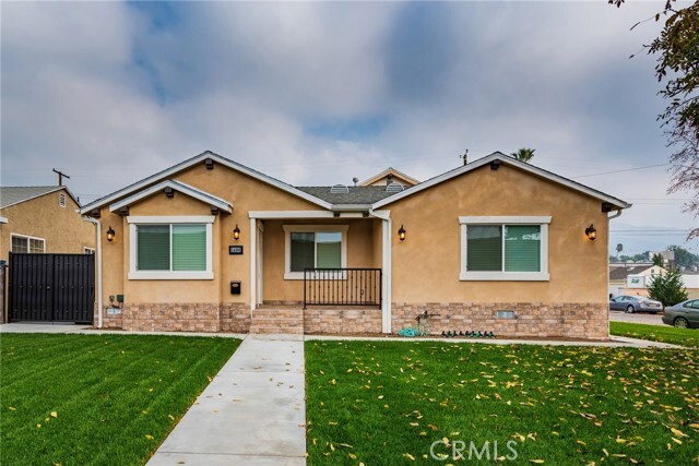Building Photo - 1400 Leland Way