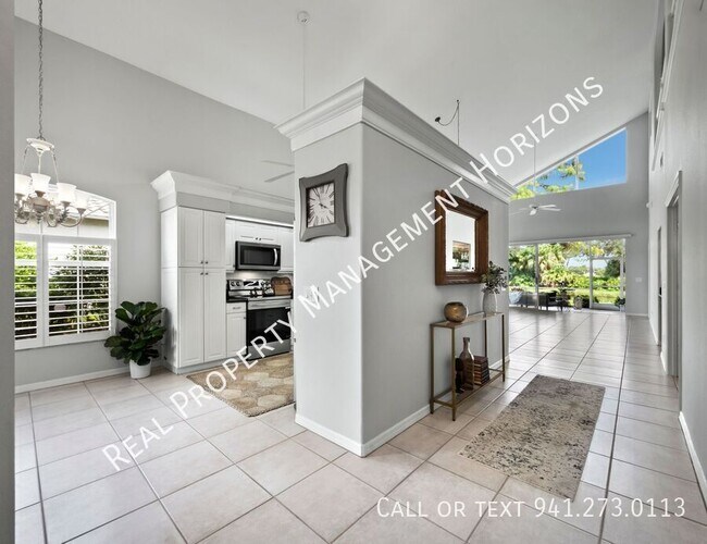 Foto del edificio - 8737 Pebble Creek Ln
