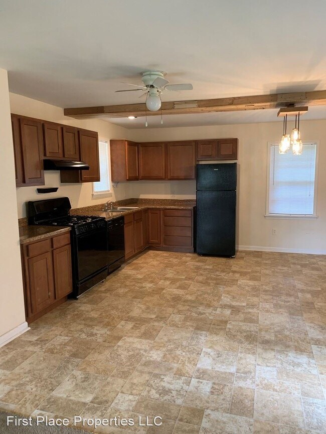 Foto del edificio - 3 br, 1 bath House - 321 Purdue Place