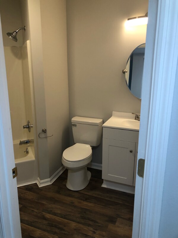 Building Photo - 9620 Crosley Farm Dr