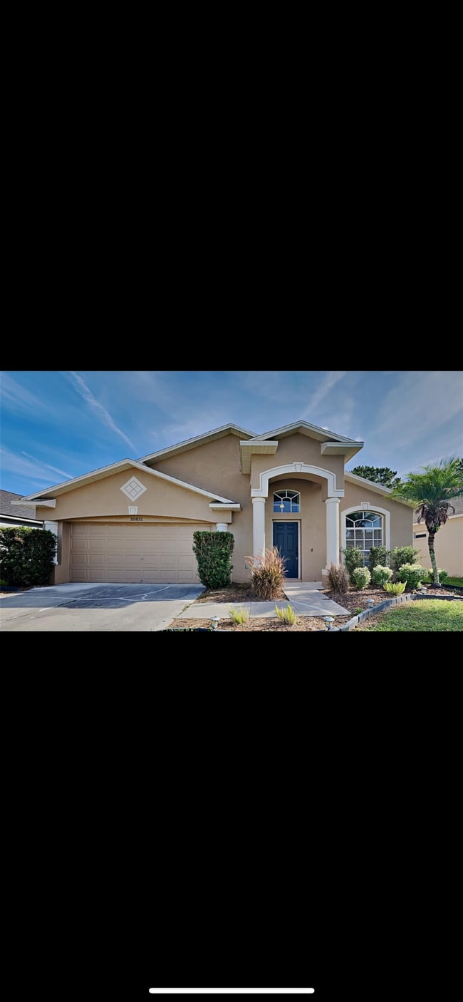 Building Photo - 30831 Midtown Ct