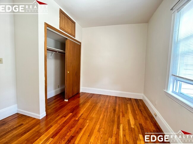 Photo - 62 Boyd St Apartment