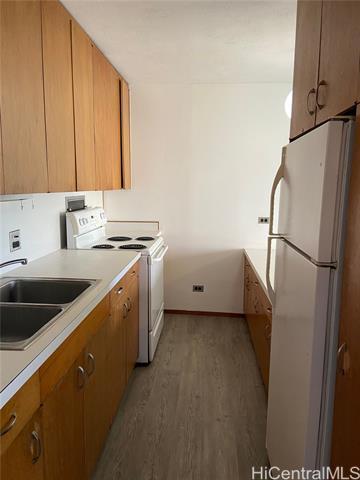 Building Photo - 1511 Nuuanu Ave