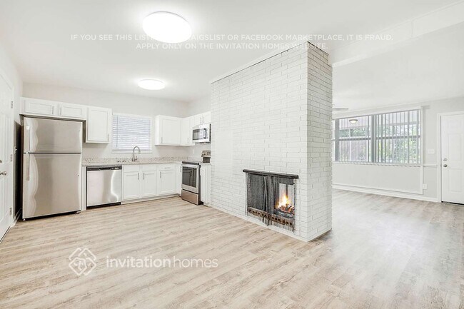 Building Photo - 7628 Elvia Dr