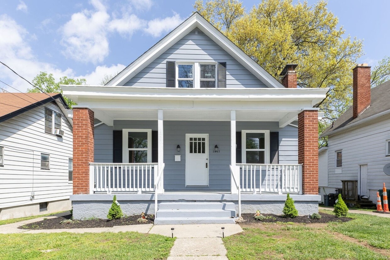 PRICE HILL - Stunning 4 bed 2 bath on quiet cul de sac street - PRICE HILL - Stunning 4 bed 2 bath on quiet cul de sac street