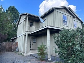 Building Photo - 16662 Shaw Pine Ct