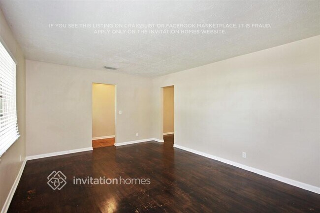 Foto del edificio - 108 NE 22nd St