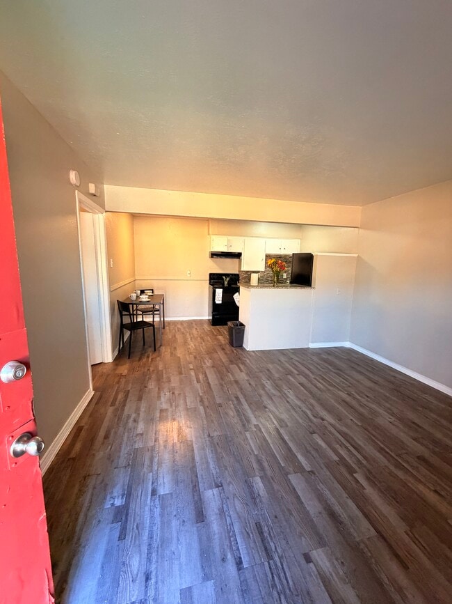 Foto del edificio - Sunrise Suites