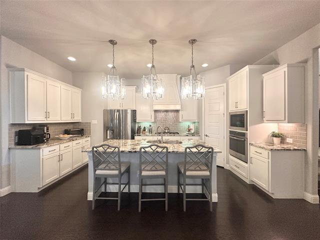 Foto del edificio - 3037 Bear Creek Pkwy