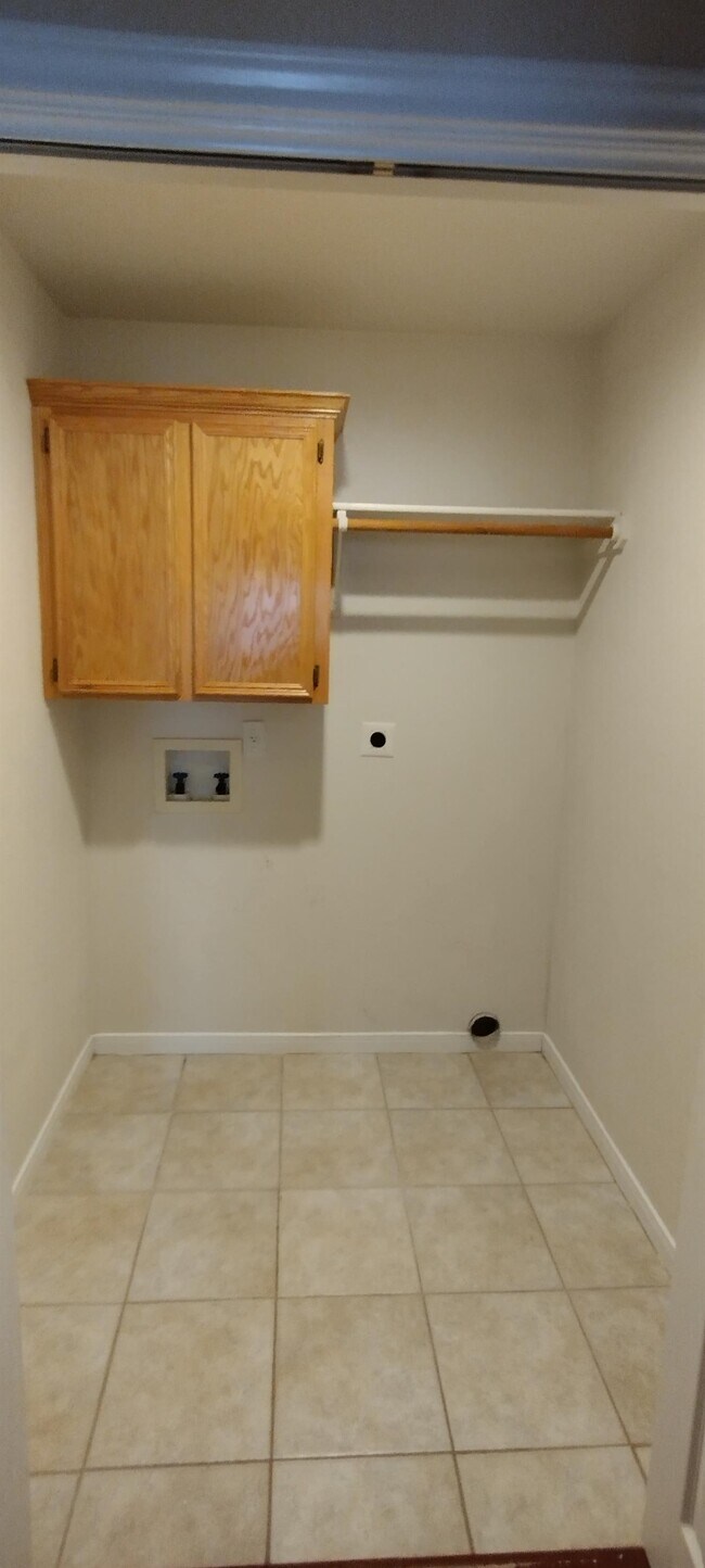 Foto del edificio - 3707 Dustin Ct
