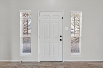 Building Photo - 3126 Lakefield Way