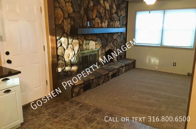 Building Photo - Stunning home with FINISHED Basement & Garage