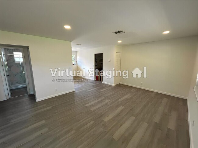 Foto del edificio - 800 SW 30th St