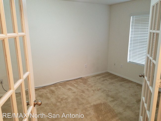 Foto del edificio - 3 br, 2 bath House - 7954 Oakwood Pines