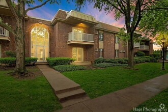 Building Photo - 906 W Alleghany Dr