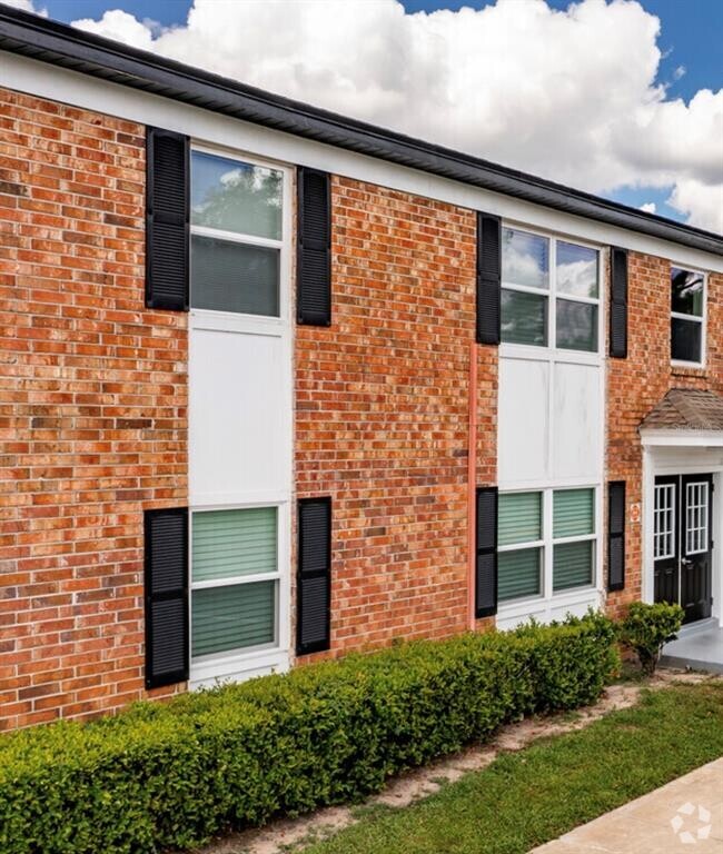 Building Photo - 5317 Curry Ford Rd