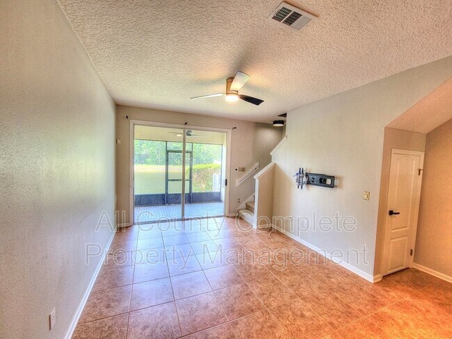 Building Photo - 6131 Bartram Village Dr