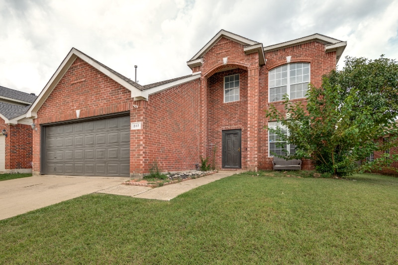 Photo - 817 Pryor Dr