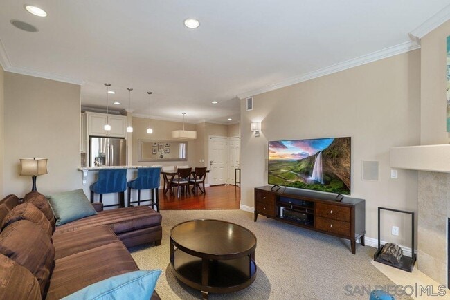 Building Photo - 580 Camino De La Reina