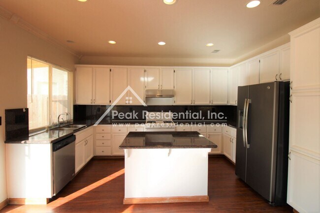 Building Photo - 4 br, 3 bath House - 8527 Blue Maiden Wy