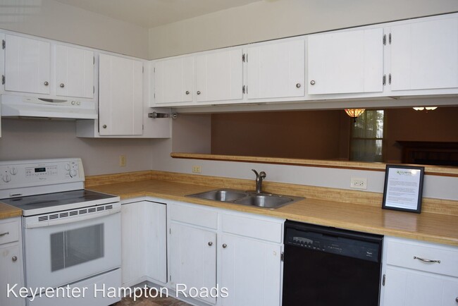 Building Photo - 3 br, 1.5 bath House - 1221 Basswood Court