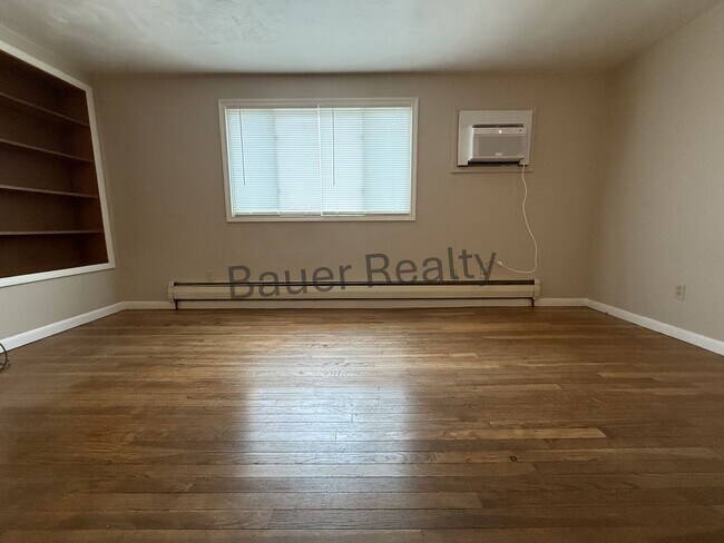 Foto del edificio - 4 Bedroom, Crestview School District