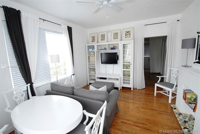Foto del edificio - 747 15th St