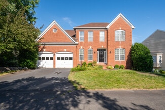Building Photo - 2410 Dakota Lakes Dr