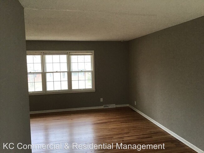 Foto del edificio - 3 br, 2 bath House - 5239 NE 39th Street