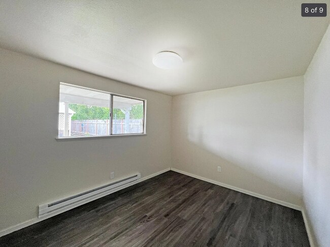 Foto del edificio - 130 166th St S