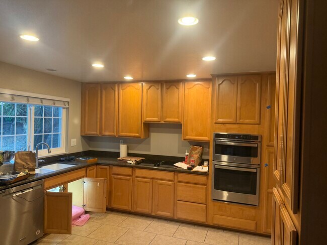 Building Photo - 8731 Augusta Ct