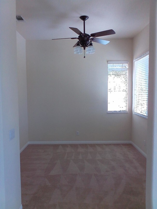 Foto del edificio - 19446 Crystal Springs Ln