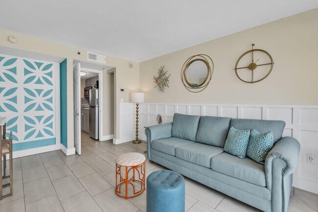 Foto del edificio - 1708 N Ocean Blvd