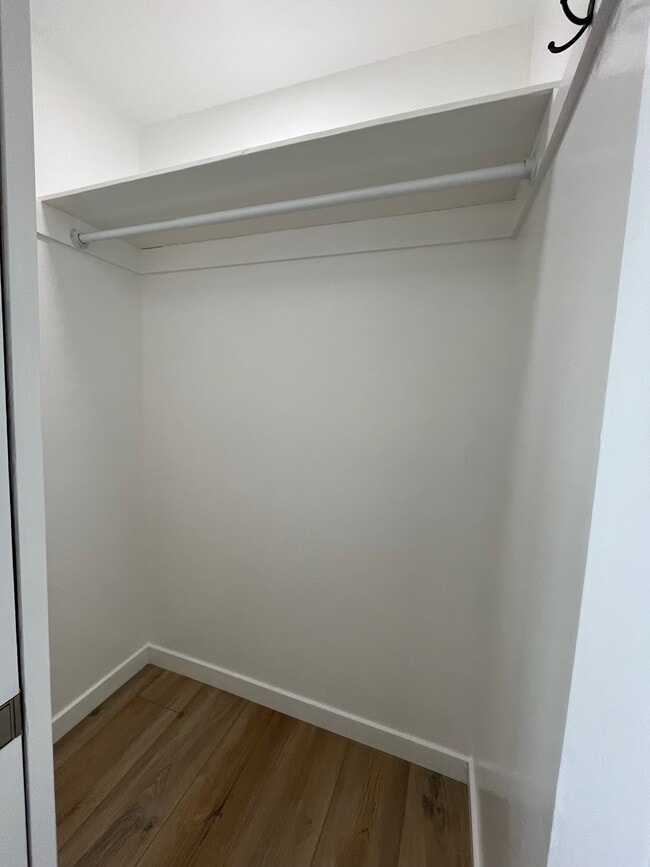 Closet - 330 Santa Ana Ave