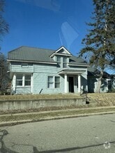 Building Photo - 636 S 25th St