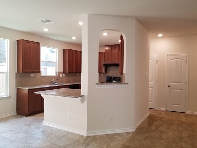 Building Photo - 5911 Eckhert Rd