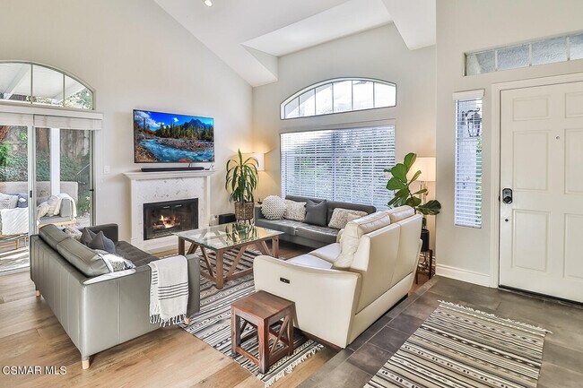 Building Photo - 754 Bellagio Ct