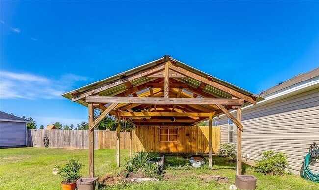 Building Photo - 345 Abigail Cir