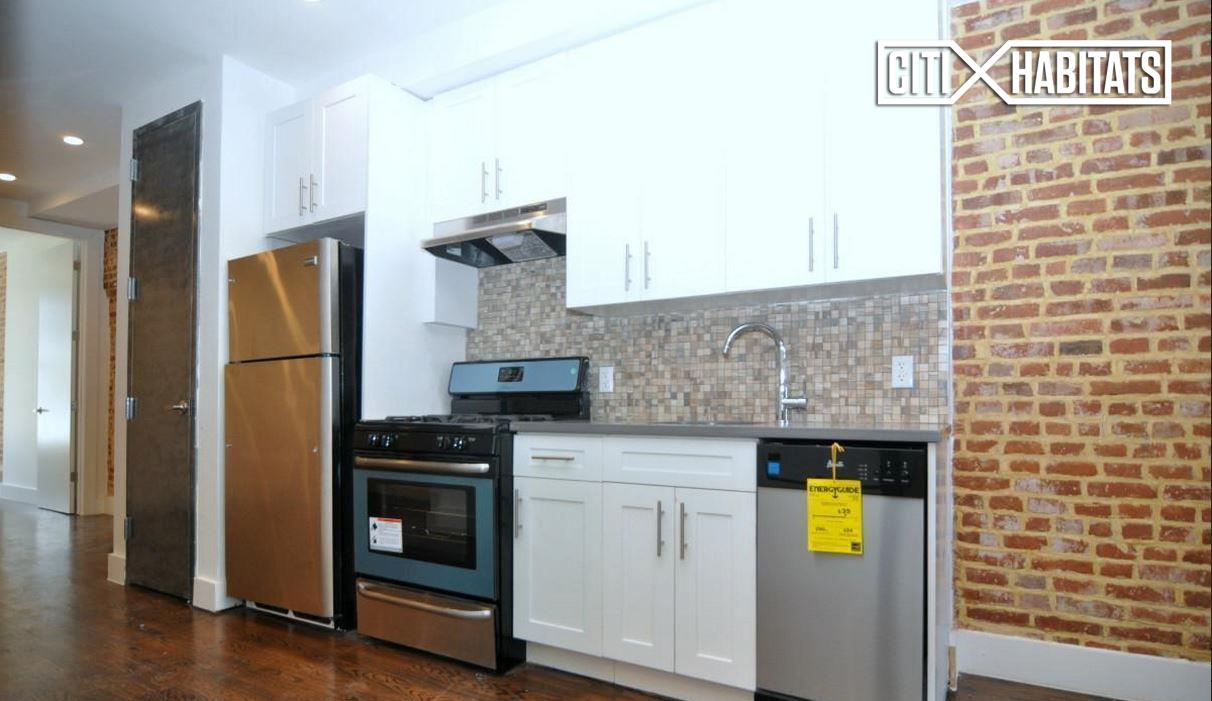 Foto principal - 558 Kosciuszko St