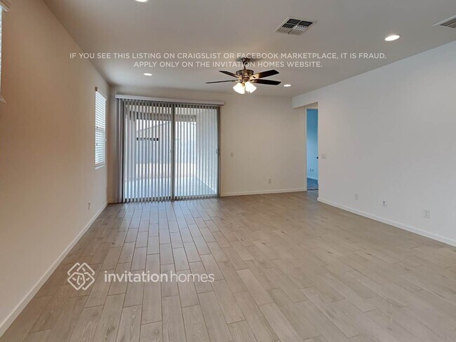 Foto del edificio - 17660 W Fetlock Trl