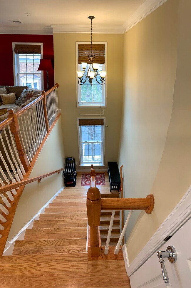 Foto del edificio - 2394 Brookmoor Ln