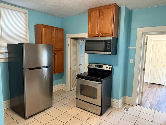 Foto del edificio - 1509 E Illinois St